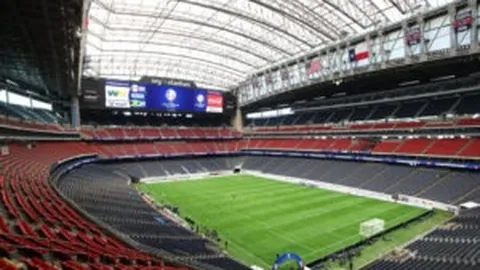 安切洛蒂荣膺全球最佳教练称号，卡佩罗称其战术造诣独步天下